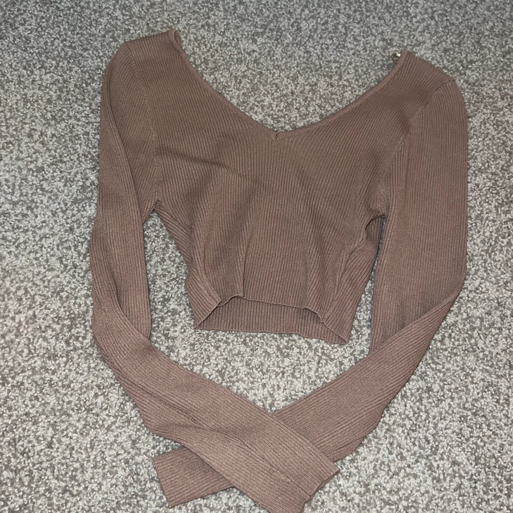 long sleeve boutique crop top